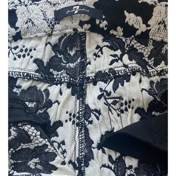 7 for all Mankind Black & White Floral Stretch Jean Leggings - Picture 9 of 13